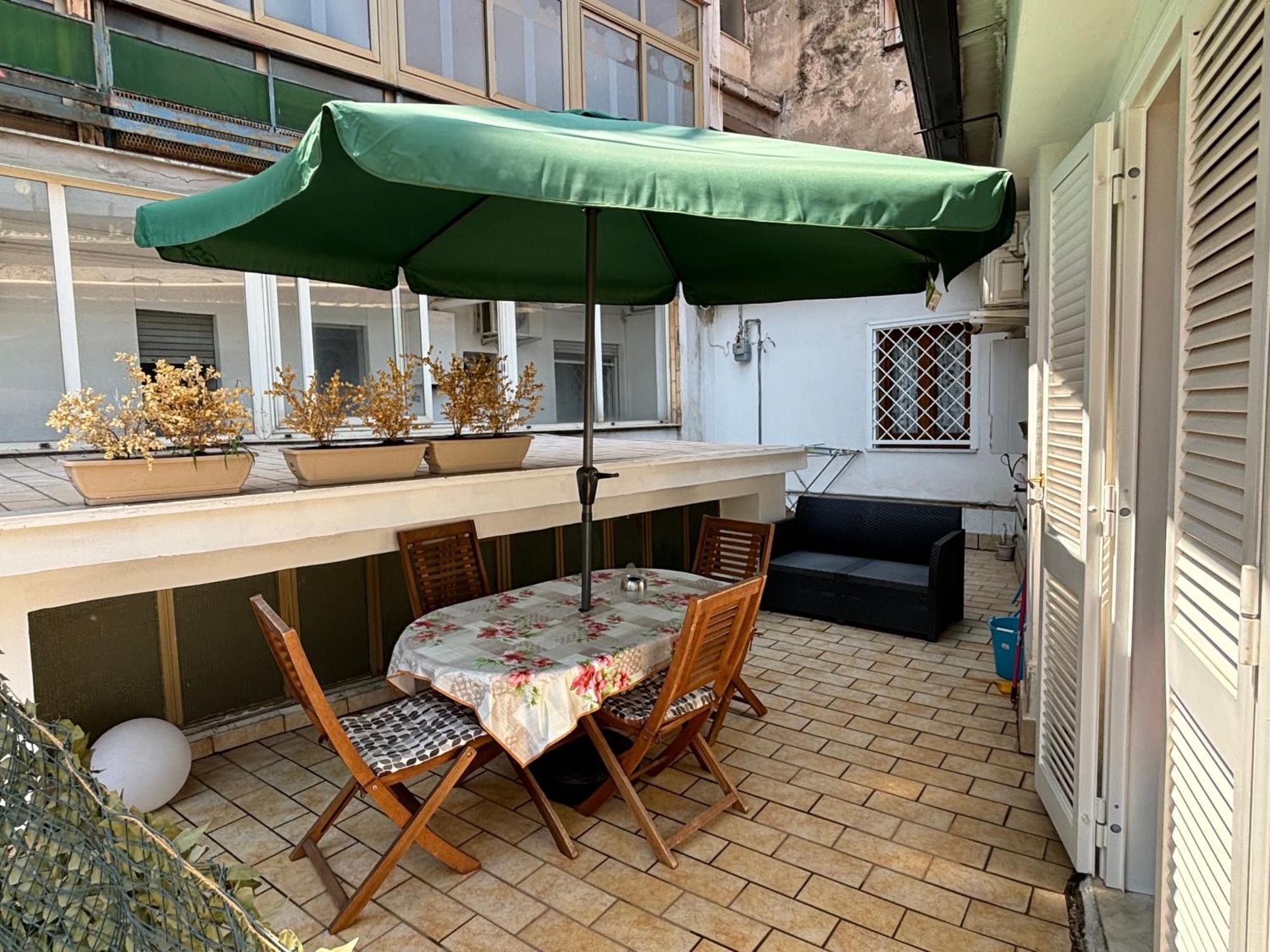 Apartamento Le Muse Caserta Exterior foto